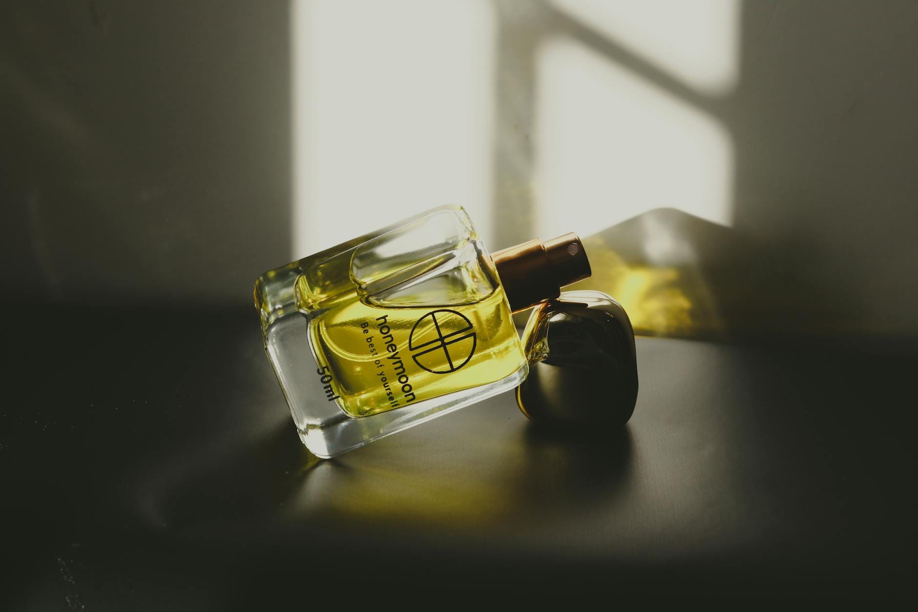 how to layer fragrances