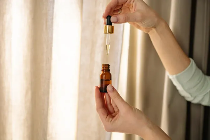 hyaluronic acid serum benefits